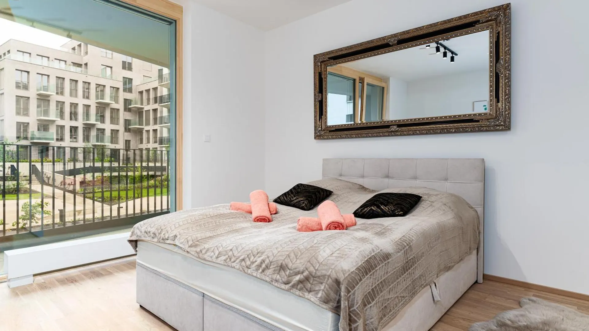 דירה פראג Big Ben Suite